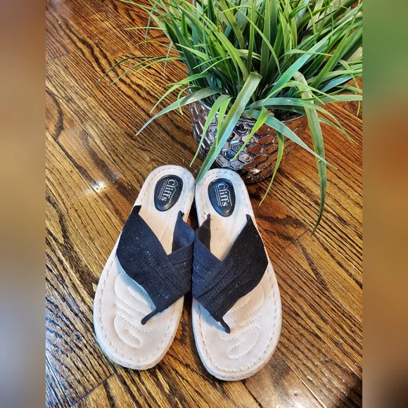 Cliffs By White Mountain Calvert Black  Sandal - Picture 7 of 7